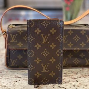 AUTH Louis Vuitton Wallet / Checkbook Holder UNISEX 🌺 PRISTINE CONDITION